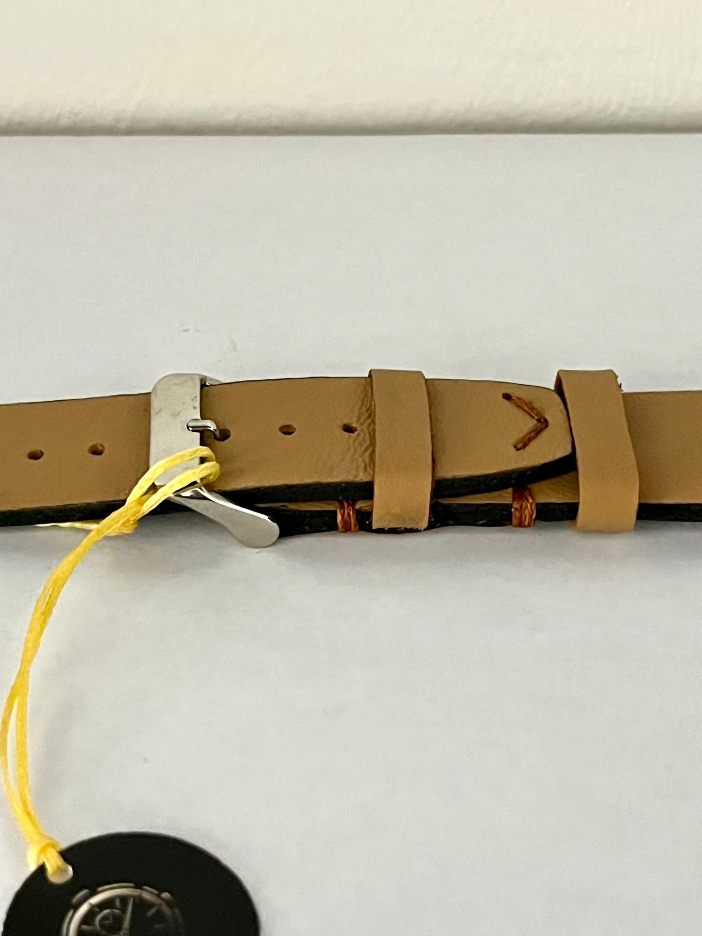 dettaglio chiusura Cinturino MINIMAL per Apple Watch in pelle beige
