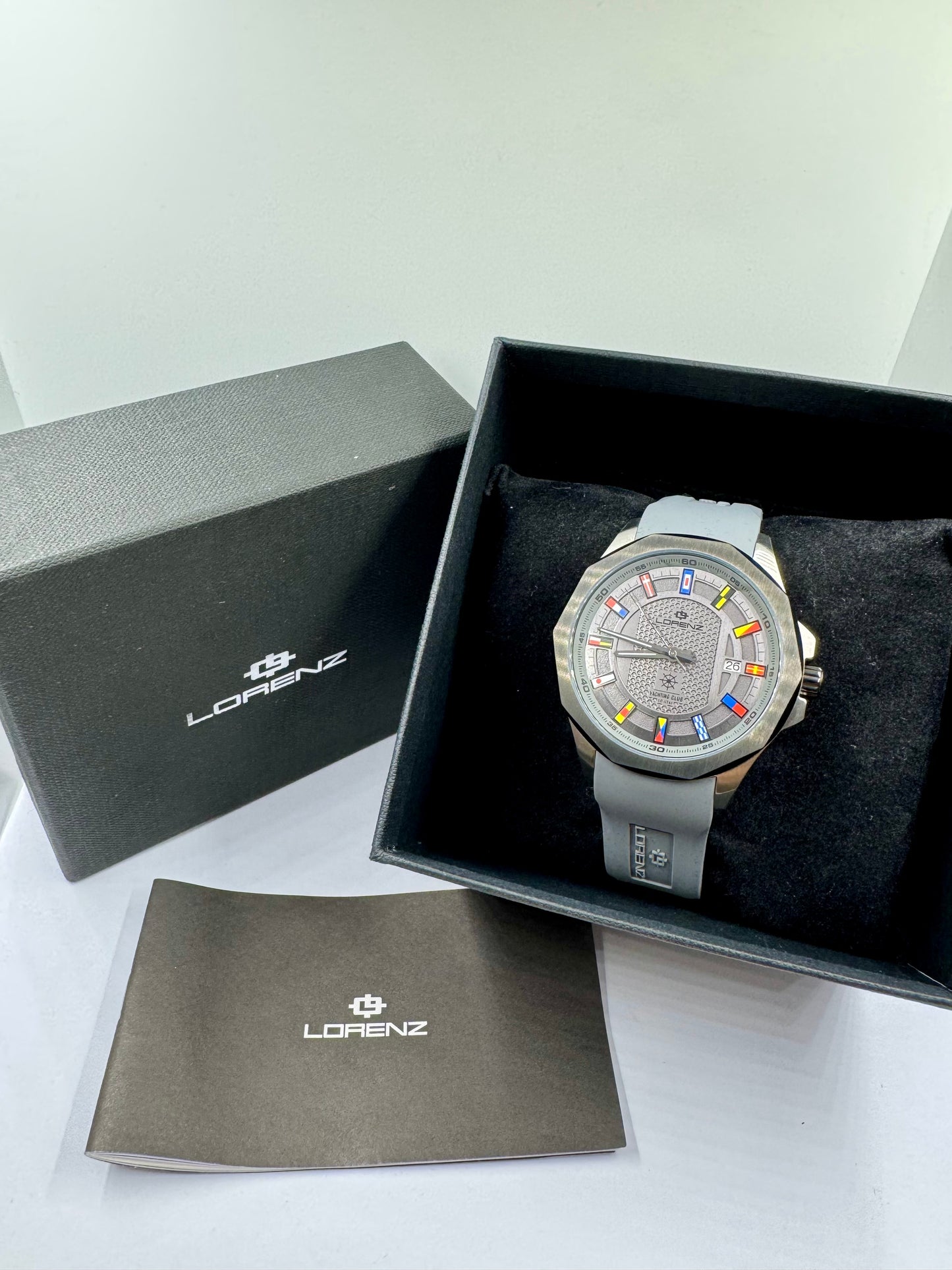 orologio Lorenz Yatching club automatic e la sua confezione originale con documenti