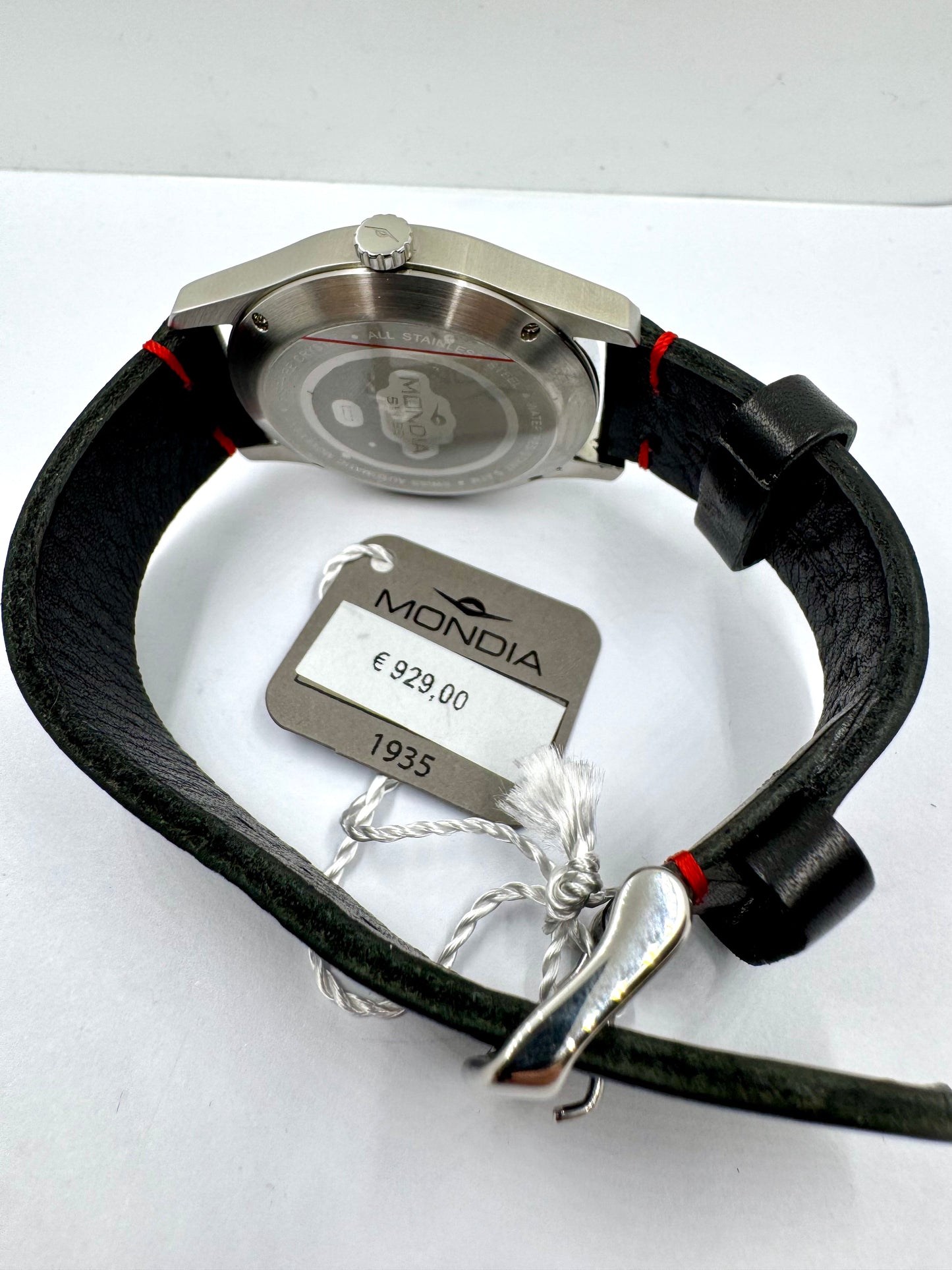 vista da steso orologio Mondia Swiss 0220 Automatic