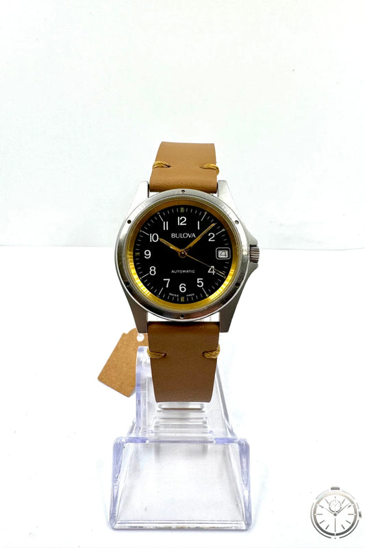 vista frontale orologio Bulova Automatic 7001 A703