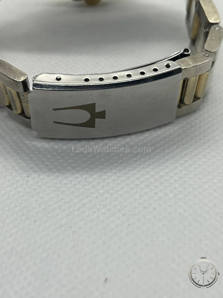 dettaglio chiusura deployante orologio Bulova Trident Anni ‘80