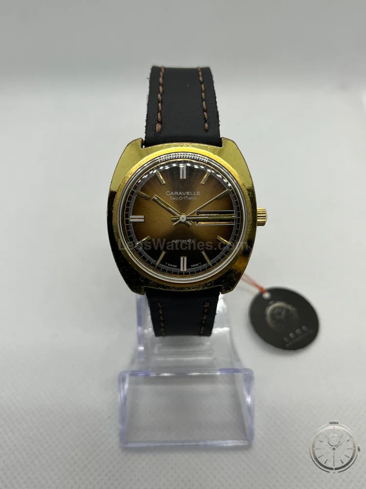 vista frontale orologio Caravelle Set-O-Matic Automatico
