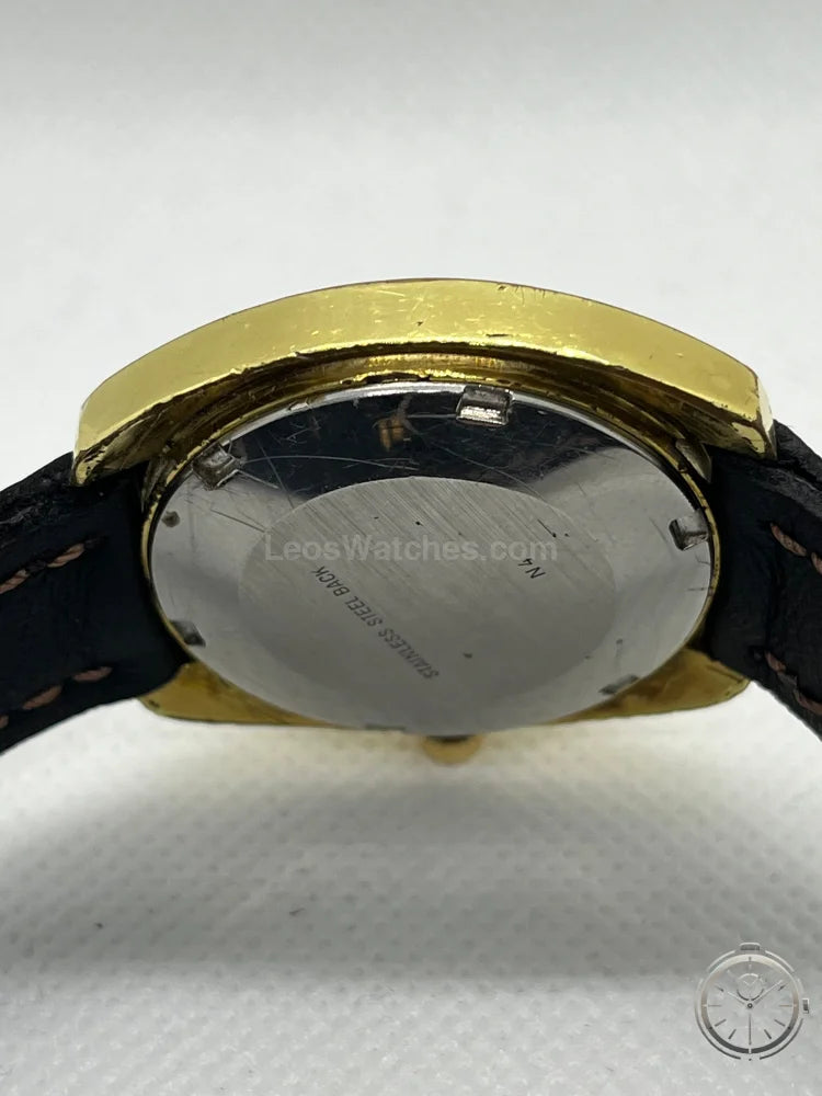 vista fondello orologio Caravelle Set-O-Matic Automatico
