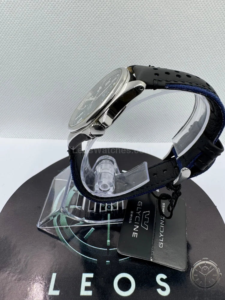 vista lato corona orologio Glycine Combat Automatic Ref. 3815