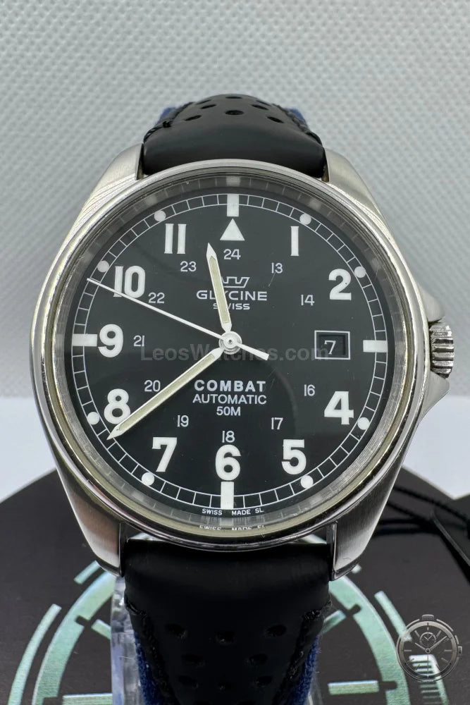 dettaglio quadrante orologio Glycine Combat Automatic Ref. 3815