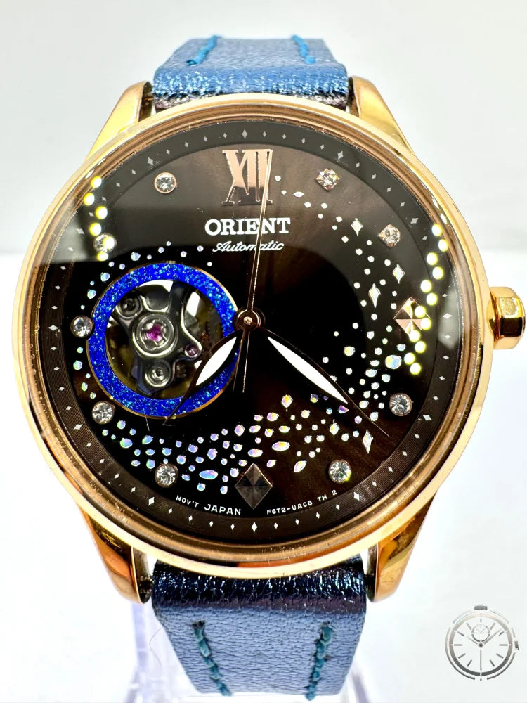 zoom dial orologio ORIENT Automatic Open Heart Blue Moon
