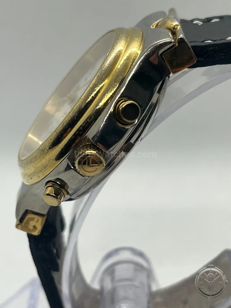 dettaglio corona orologio Veglia Titanio Cronografo Automatico Valjoux 7750