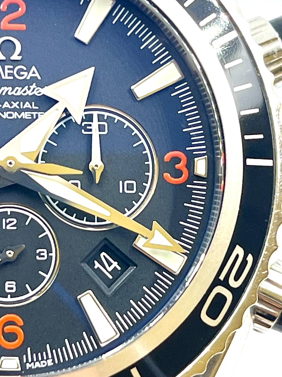 Omega Seamaster Planet Ocean 600M Chronograph 45.5 mm — Dettaglio fondello inciso Seamaster Planet Ocean