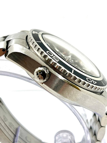 Omega Seamaster Planet Ocean 600M Chronograph 45.5 mm — Dettaglio quadrante blu con contatori