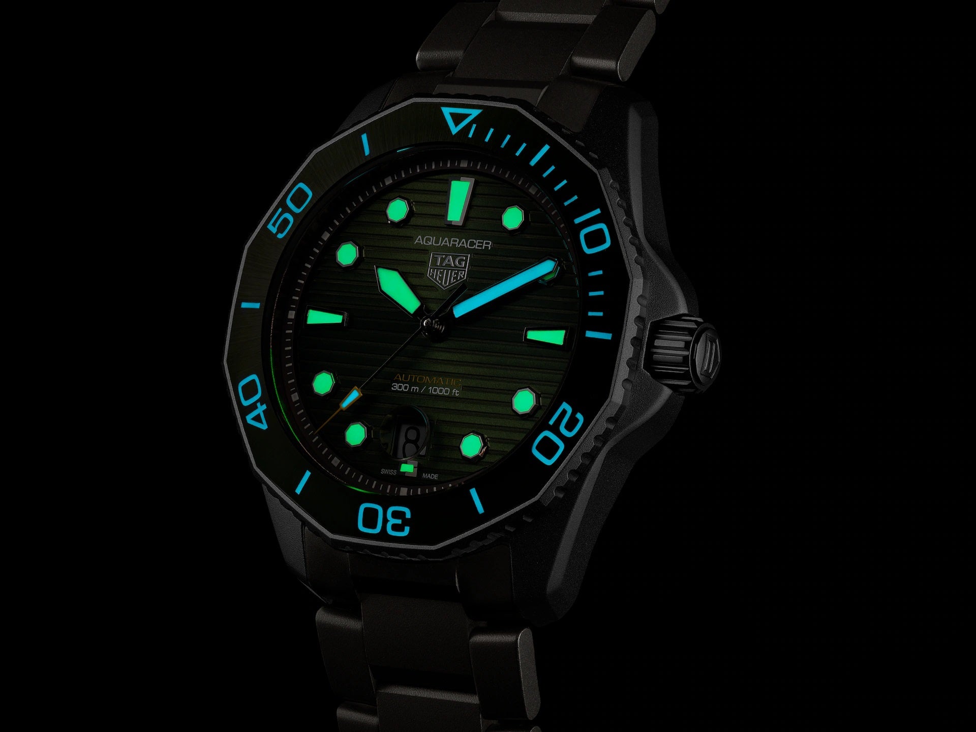 luminescenza TAG Heuer Aquaracer Calibre 5 con quadrante verde