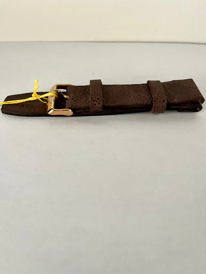 vista compatta Cinturino Orologio in pelle marrone stampa rettile