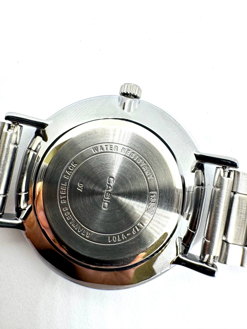 Casio LTP-VT01D-4B2UDF - Vista completa orologio donna