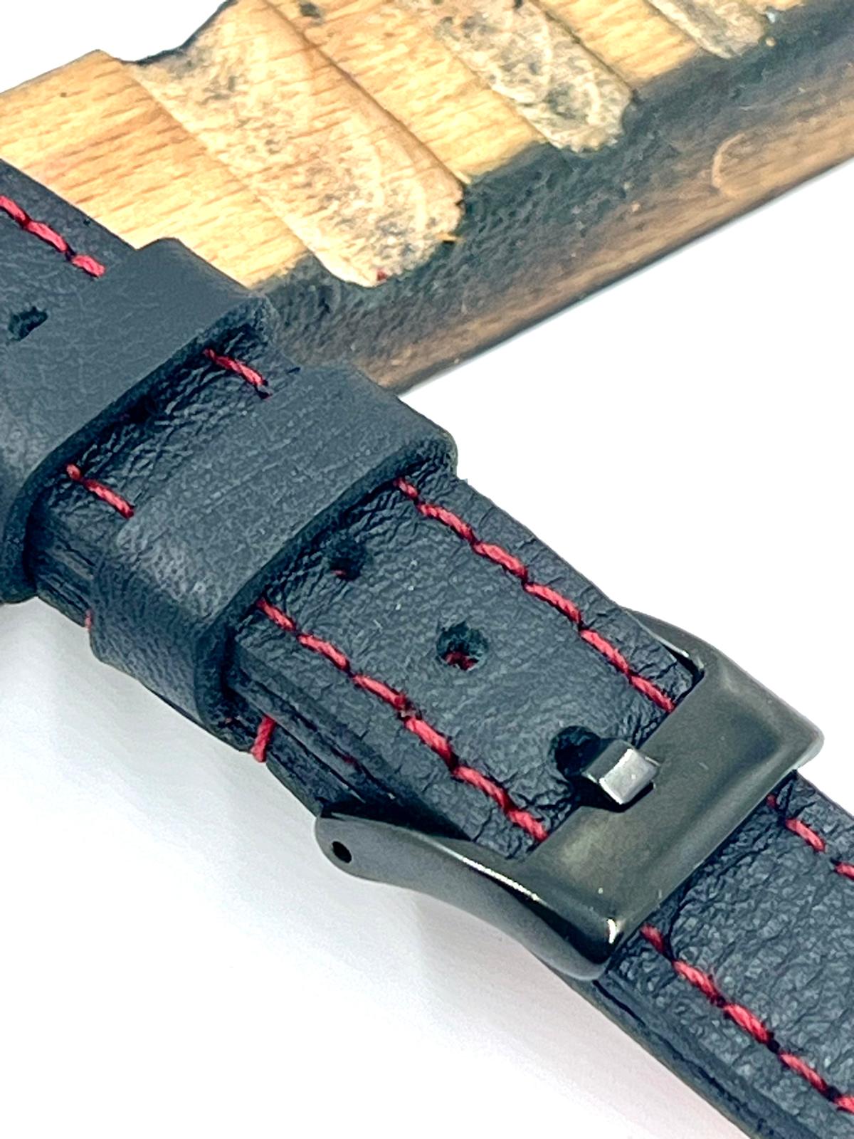 Cinturino Artigianale CLASSIC 18mm — Pelle Nera con Cuciture Rosse e Fibbia Nera