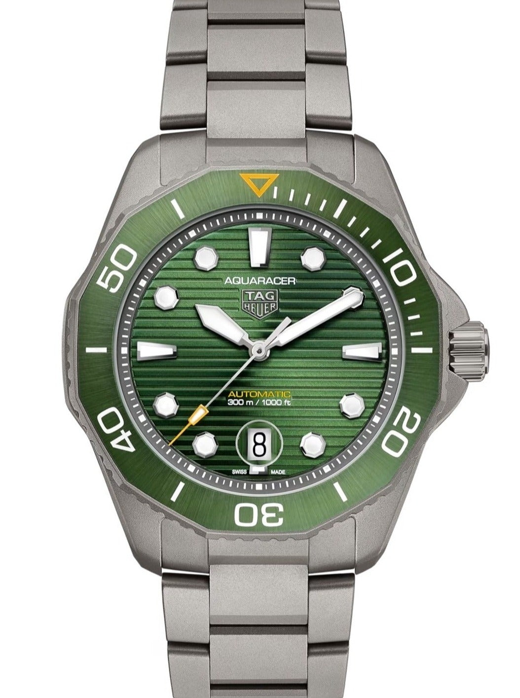 vista frontale quadrante verde TAG Heuer Aquaracer Calibre 5