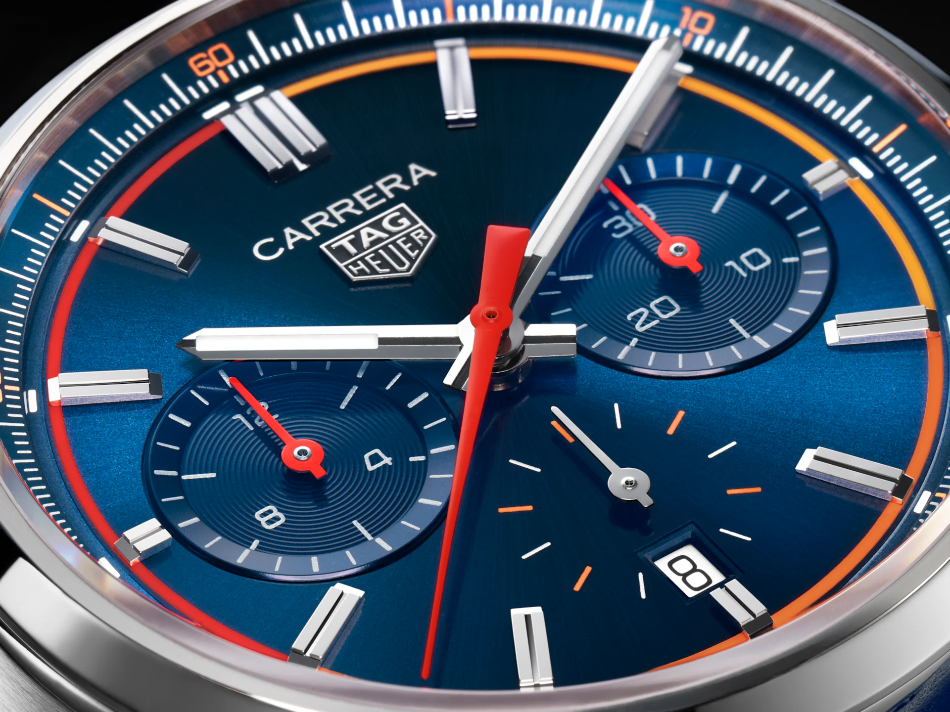 zoom sul quadrante del TAG HEUER Mod. CARRERA CAL. Heuer 02 CBN201D.FC6543 versione blu