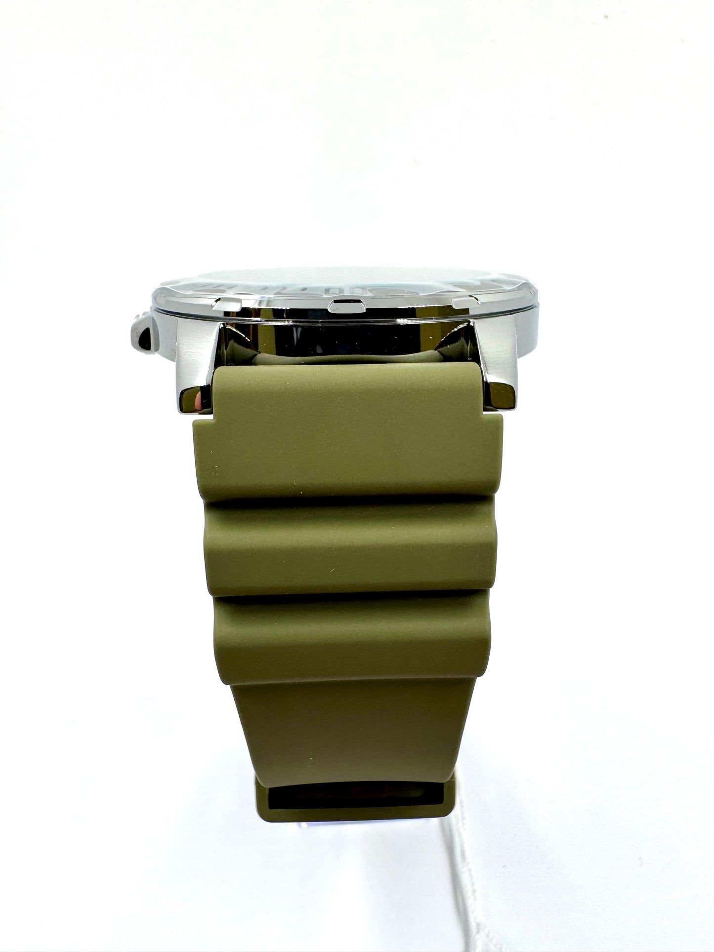 Casio MTP-VD01-3E — Quadrante Nero Cinturino Verde Militare