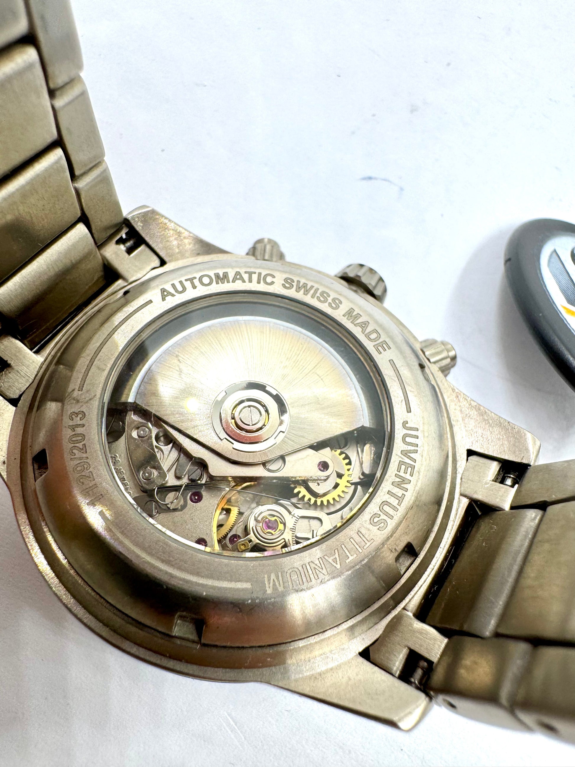 dettaglio fondello con movimento a vista Orologio Juventus Titanium Cronografo Automatico Swiss Made