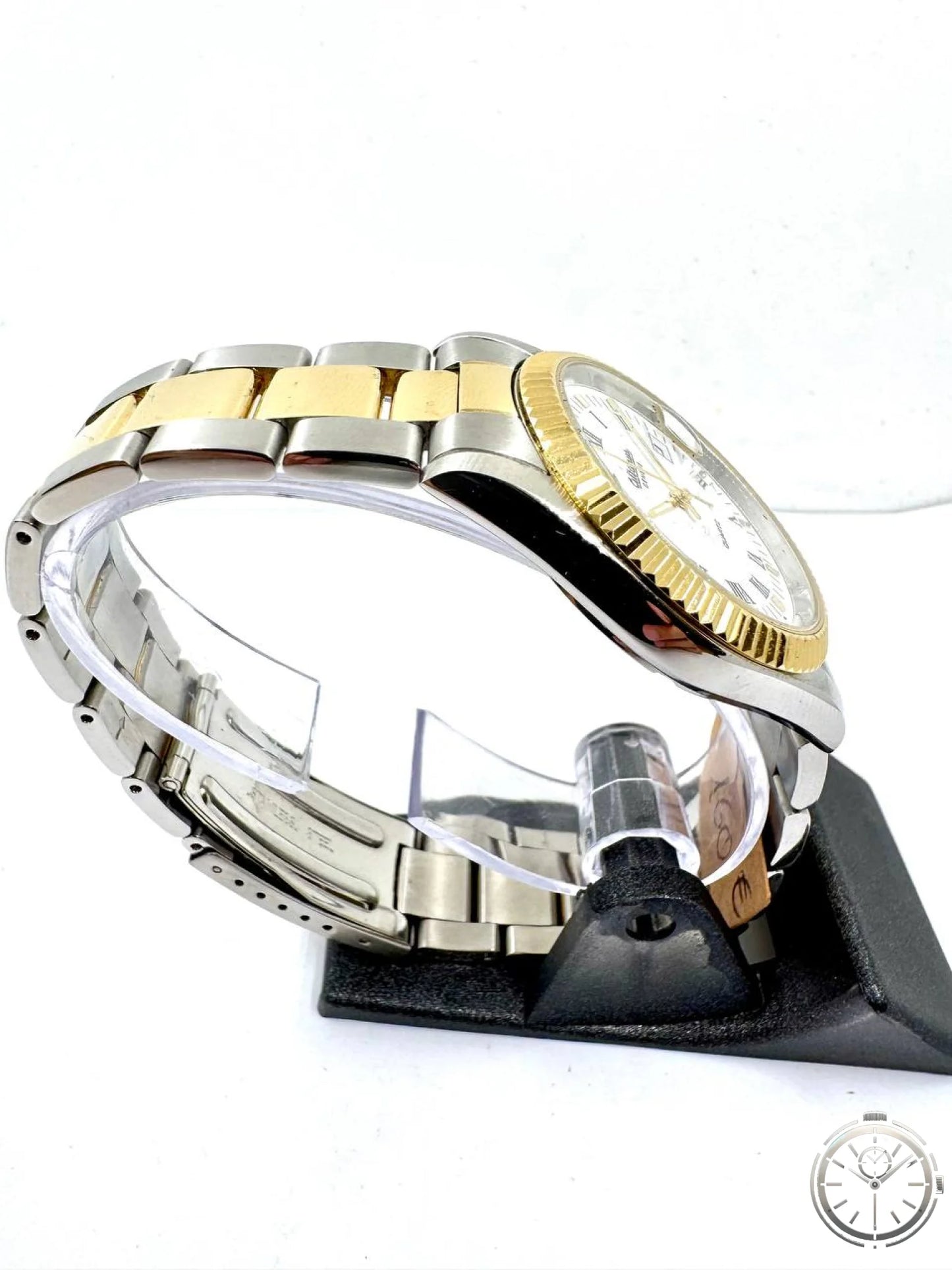 Altanus Genève 7616 Quartz Bicolor — Vista laterale sinistra con bracciale bicolor acciaio oro
