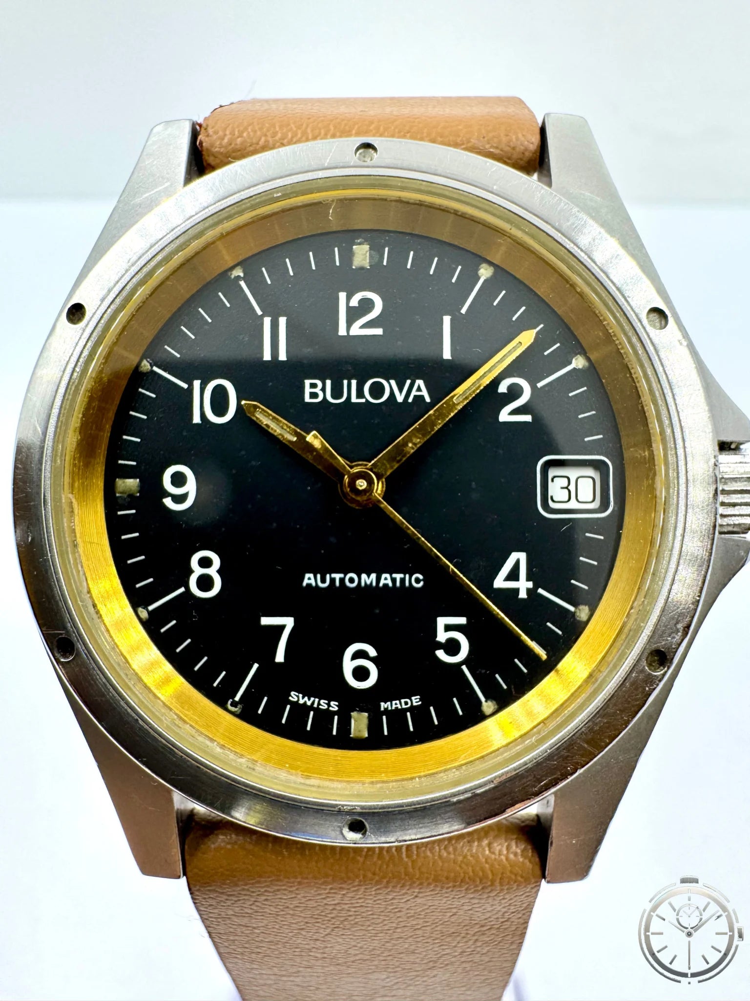 zoom del dial dell'orologio Bulova Automatic 7001 A703 – Swiss Made 34 mm