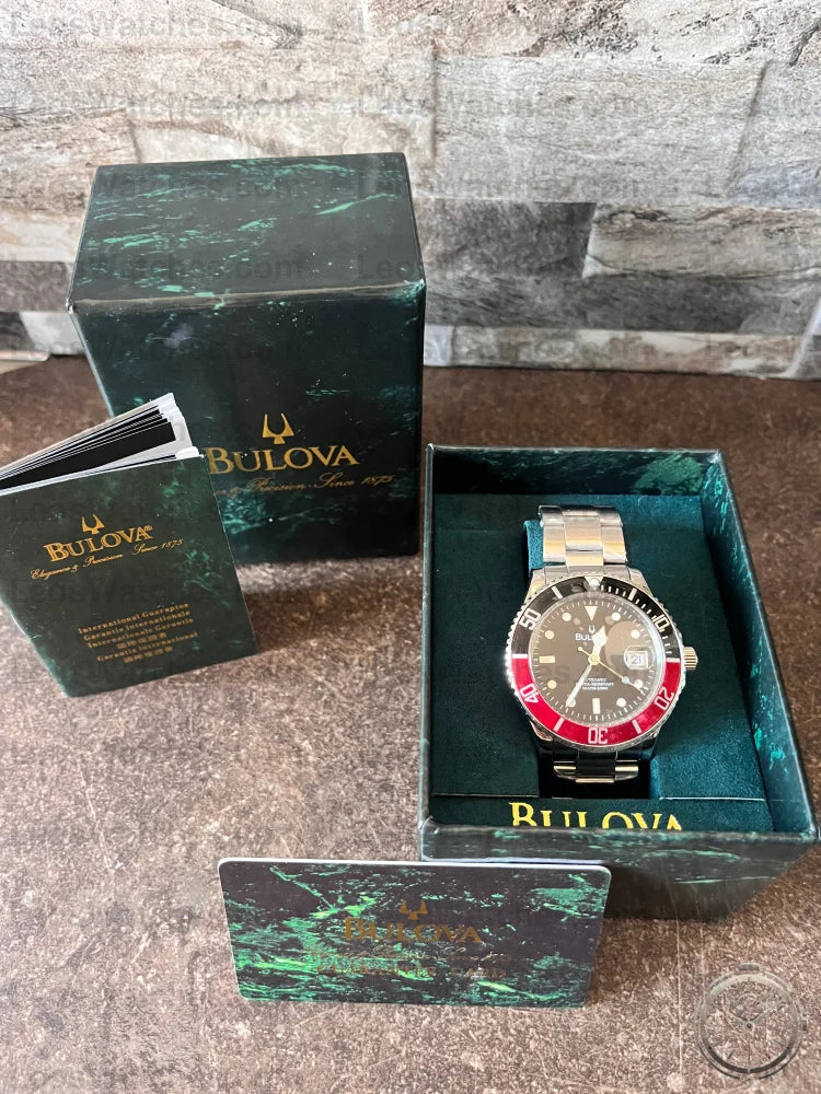 Bulova Automatic 91910 SubMarine Pepsi nella sua scatola originale con i documenti