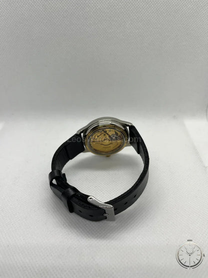 vista da steso orologio Bulova Automatic Vintage