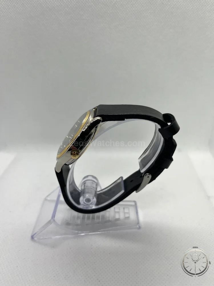 vista lato corona orologio Bulova Automatic Vintage