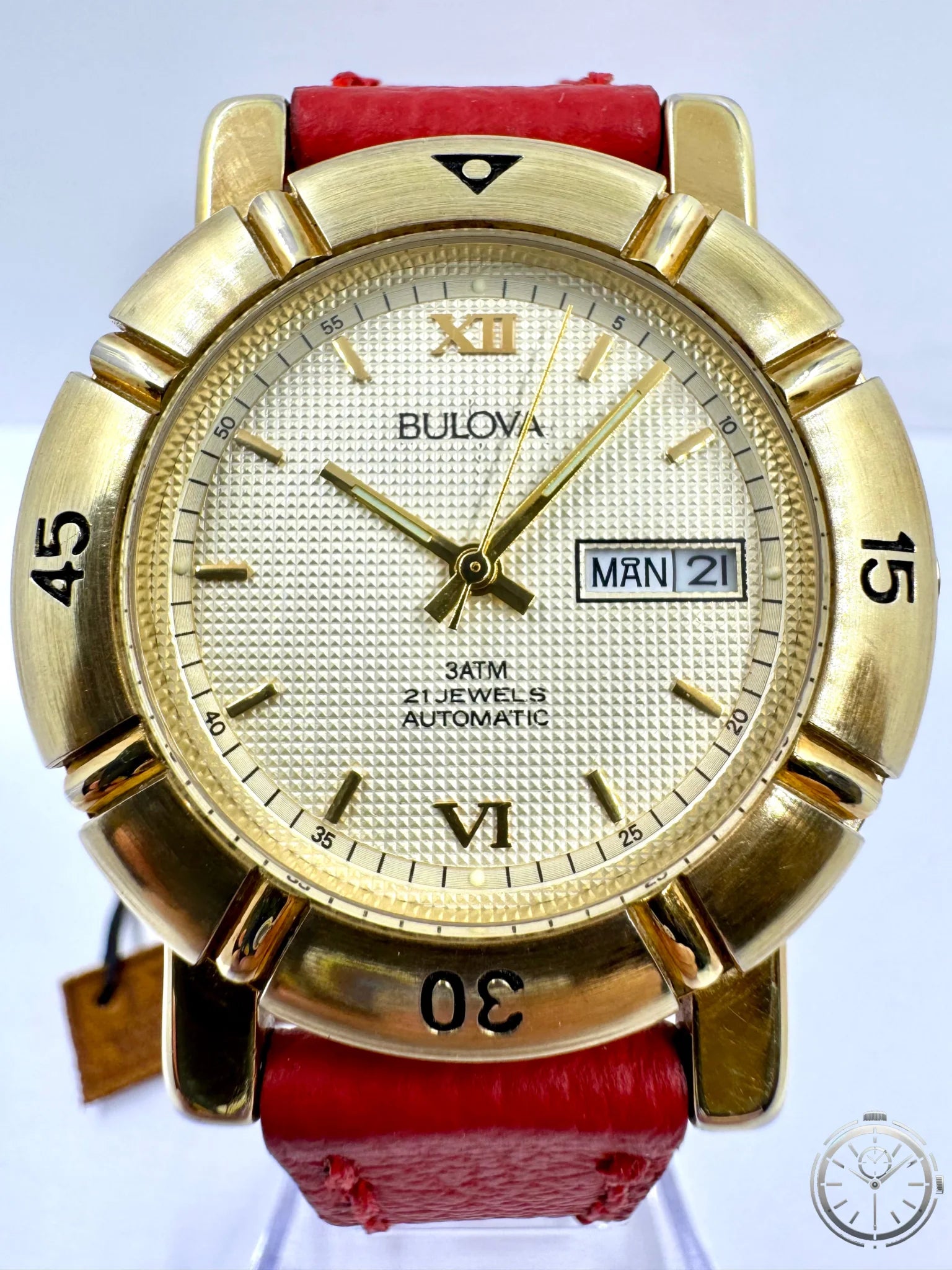 zoom del dial orologio Bulova Calendar Automatic con cassa da 38 mm