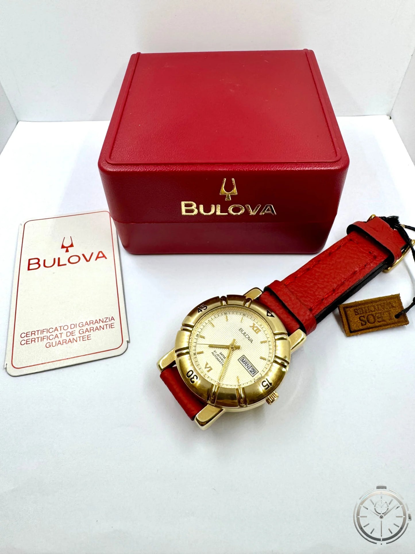 vista full set orologio Bulova Calendar Automatic con cassa da 38 mm