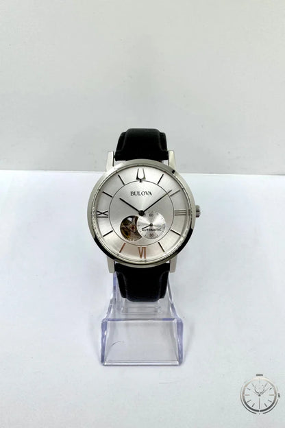 vista frontale Orologio Bulova Clipper Open Heart Automatic