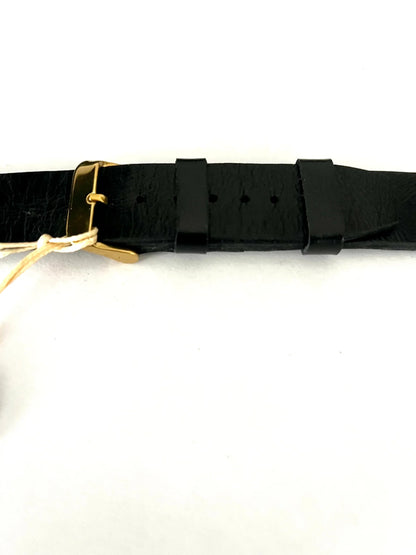 dettaglio fibbia Cinturino Artigianale ESSENTIAL in Pelle Recuperata Alta Moda Nera 20mm