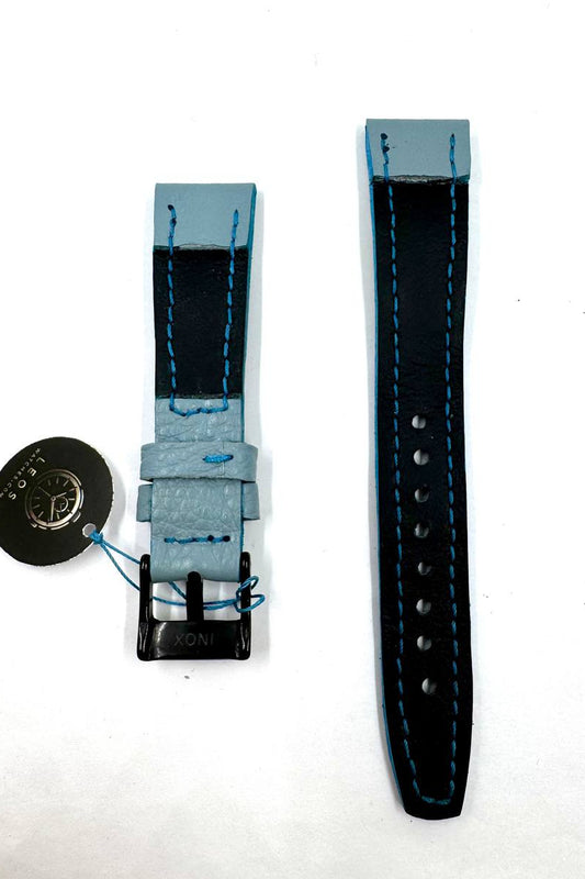 Cinturino Artigianale Classic 21mm — Pelle Celeste con Interno Nero e Fibbia Nera PVD — Vista posteriore interno nero con cuciture blu