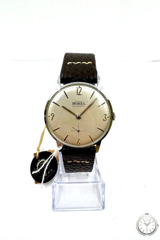 Vista frontale completa orologio