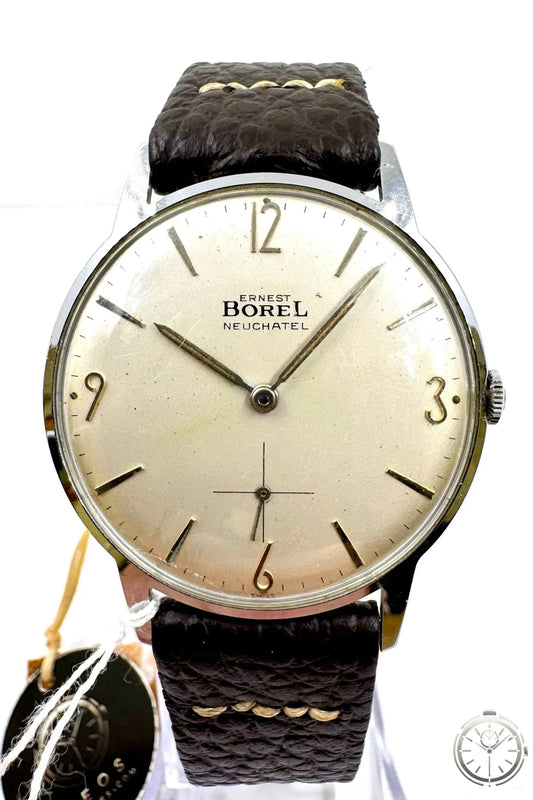 Vista frontale quadrante Ernest Borel