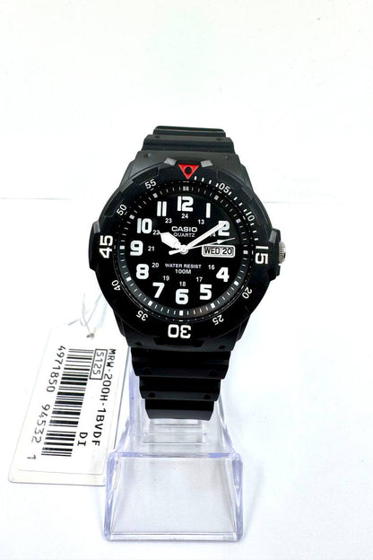 Casio MRW-200H — Dettaglio quadrante e lancette