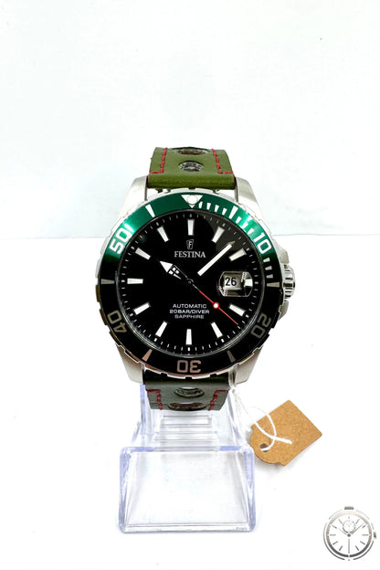 vista frontale Orologio Festina F20531/5 Automatic Diver 44 mm