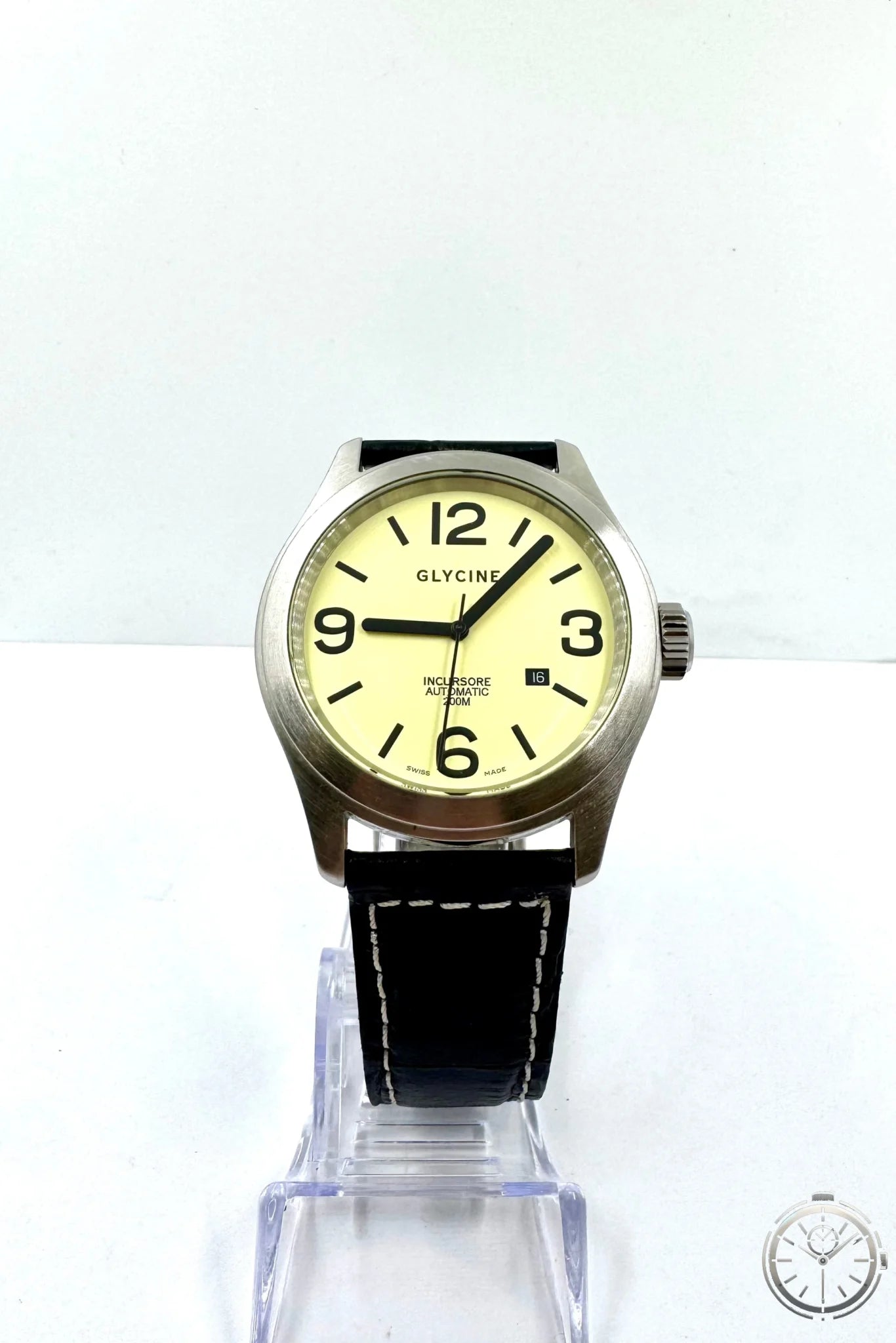 vista frontale orologio Glycine Incursore 3806 Automatico 44mm Swiss Made