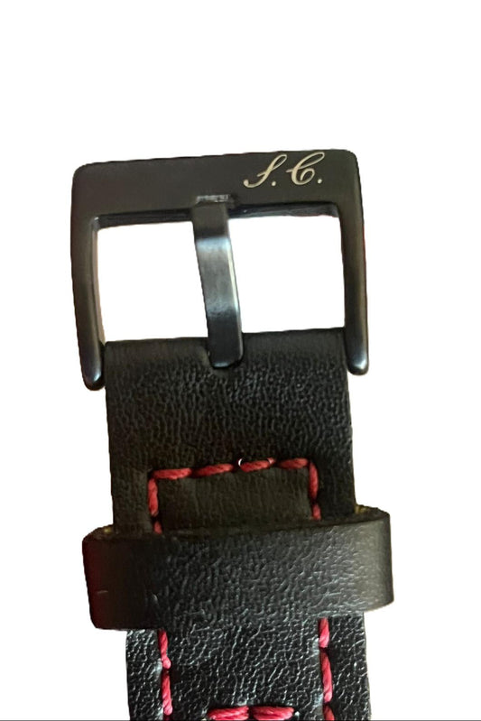 vista incisione personalizzata su fibbia cinturino - LeosWatches