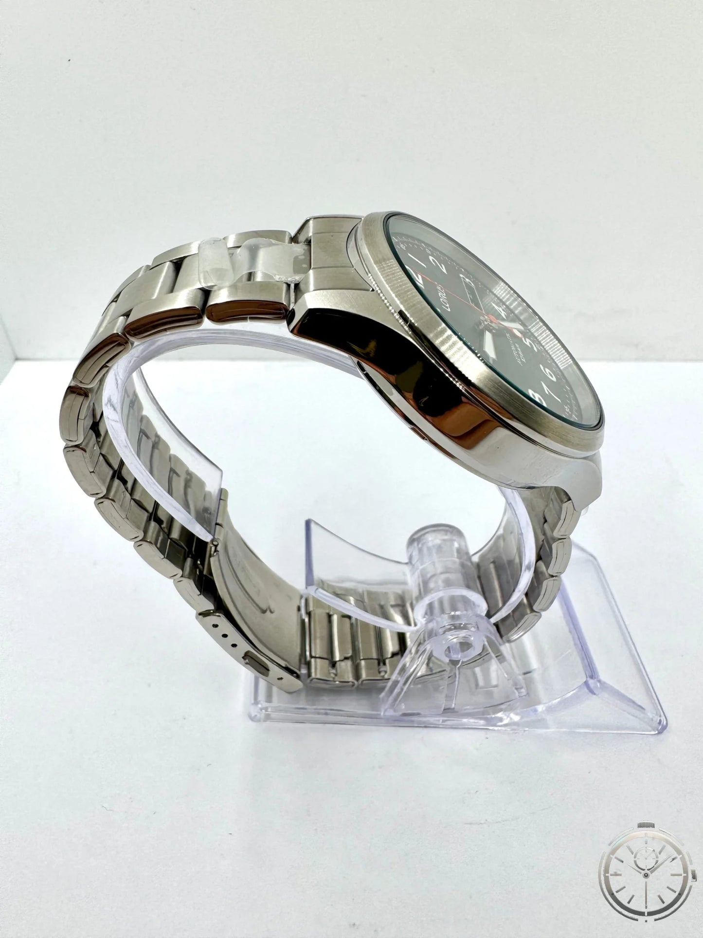 vista laterale orologio LORUS Automatic Military