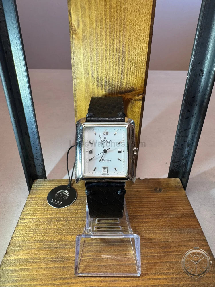 Vista frontale Orologio Mondia Madison Automatico Anni '90