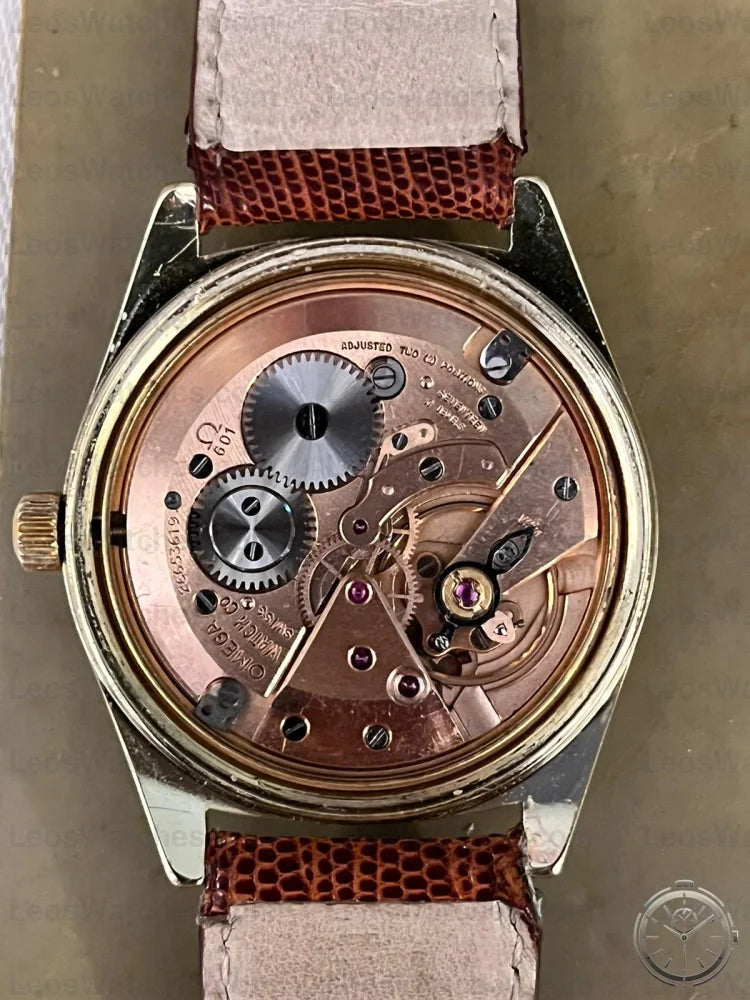 dettaglio meccanismo dell' Omega Geneve Anni '60 Placcato in Oro calibro 601