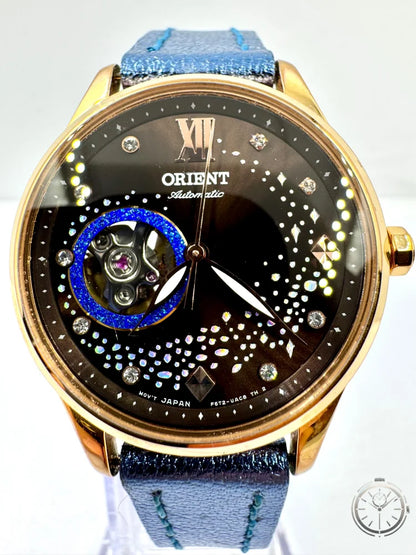 zoom dial orologio ORIENT Automatic Open Heart Blue Moon