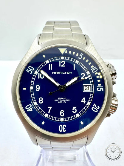 zoom del dial dell'Orologio Hamilton Khaki Navy Automatic Ref. H775151
