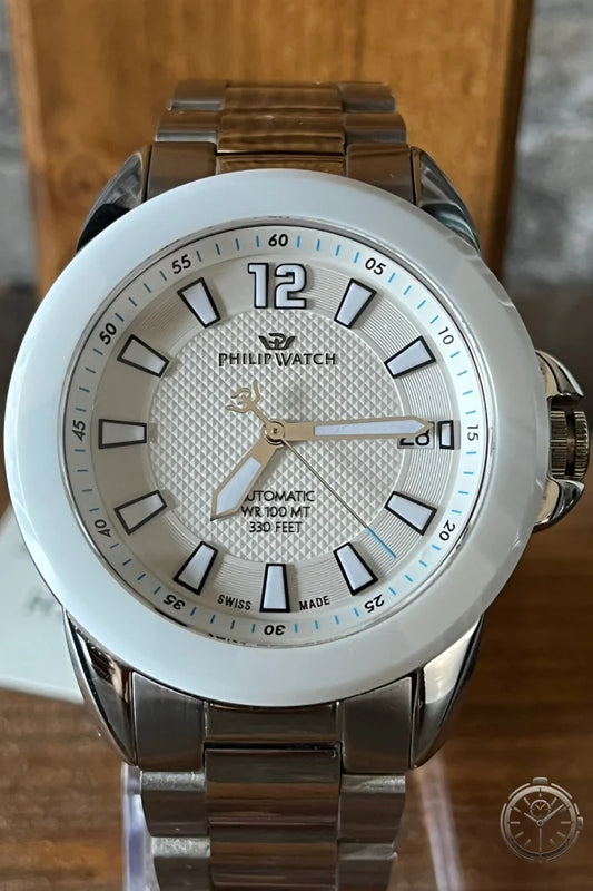 vista frontale a distanza orologio Philip Watch Cruiser Ceramic