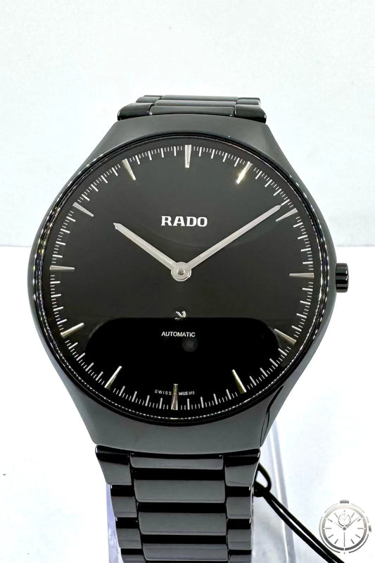 dettaglio quadrante orologio Rado True Thinline Automatic Ceramic