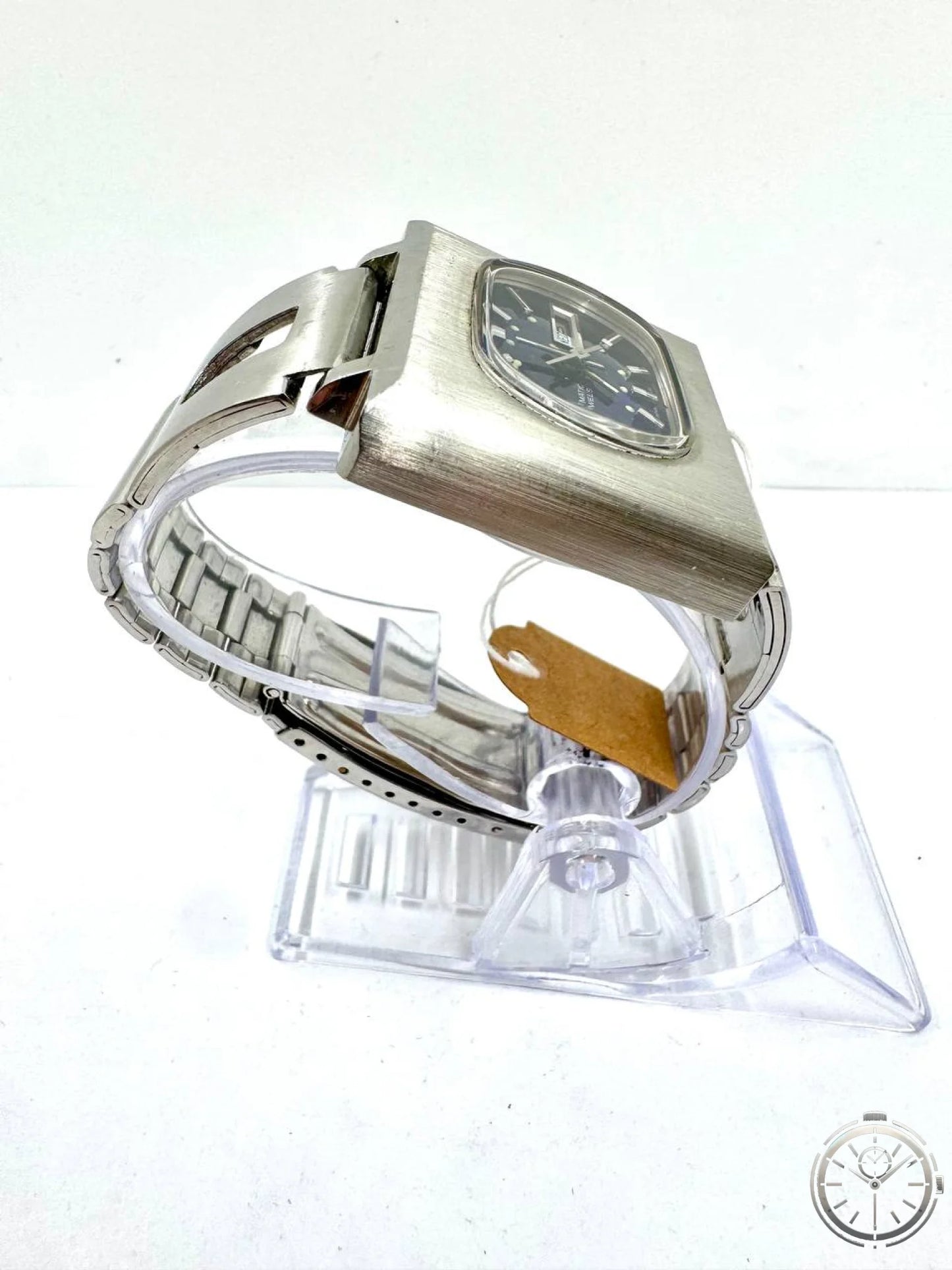 Ricoh Sakura Vintage Automatico — Vista laterale dal basso con struttura bracciale espansione