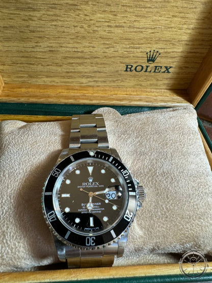 Rolex Submariner Date 16610 nel cofanetto originale