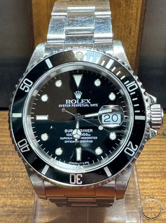 zoom del quadrante Rolex Submariner Date 16610