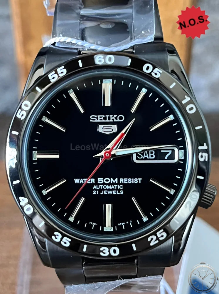 zoom quadrante SEIKO 5 SNKE03KC Day-date Automatic Total Black