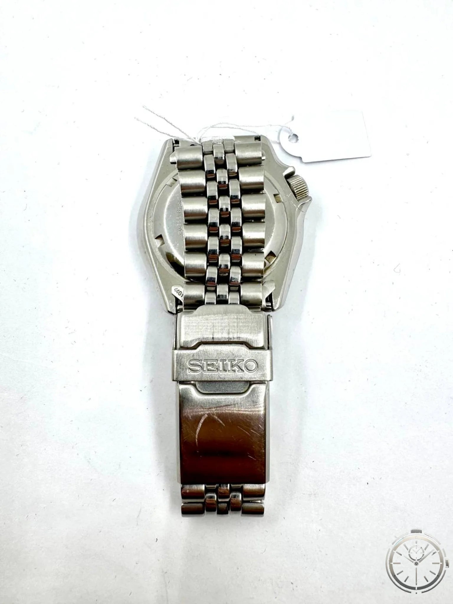 Seiko SKX007 Scuba Diver's 200m — Vista posteriore con chiusura deployante logata Seiko