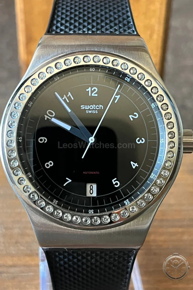 dettaglio quadrante Swatch Automatico System51 con Dettagli Brillanti